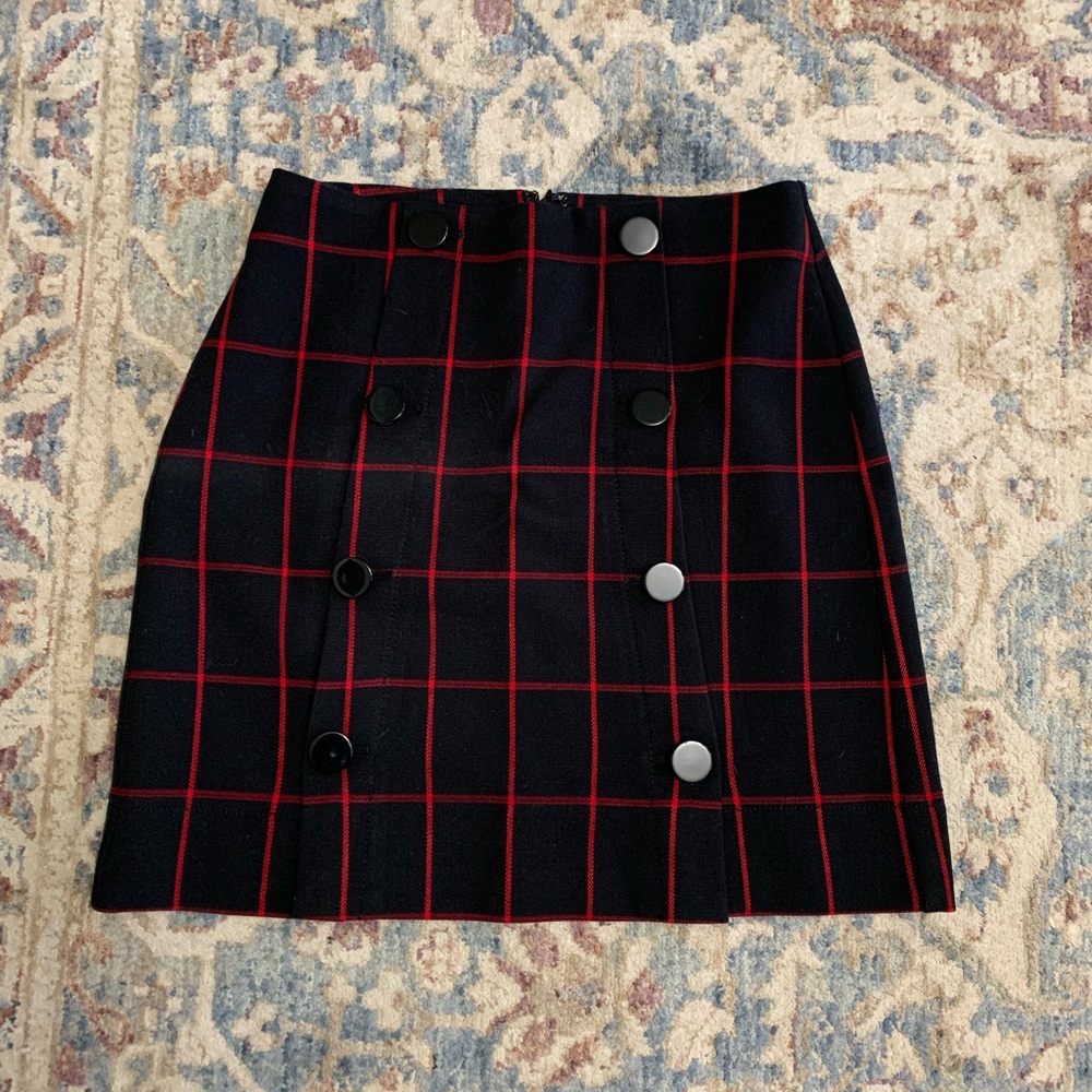 LOFT Women’s Black and Red Plaid Mini Skirt